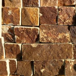 Плитка из песчаника (коричневая окатанная) 10 см.