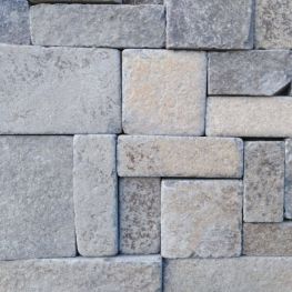 Плитка андезит окатанная